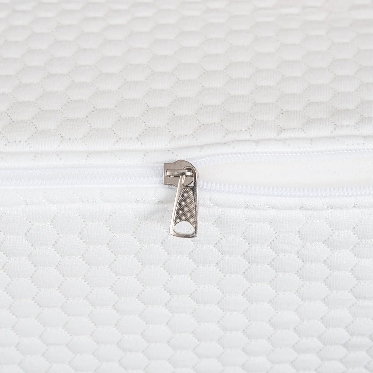Evina™ Incline Sleep Pillow